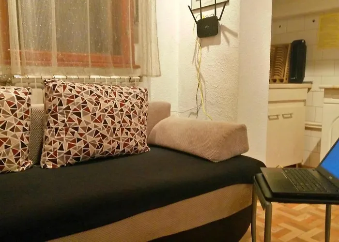 Апартаменты One Bedroom French Embassy *
