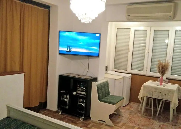 One Bedroom French Embassy * Бухарест