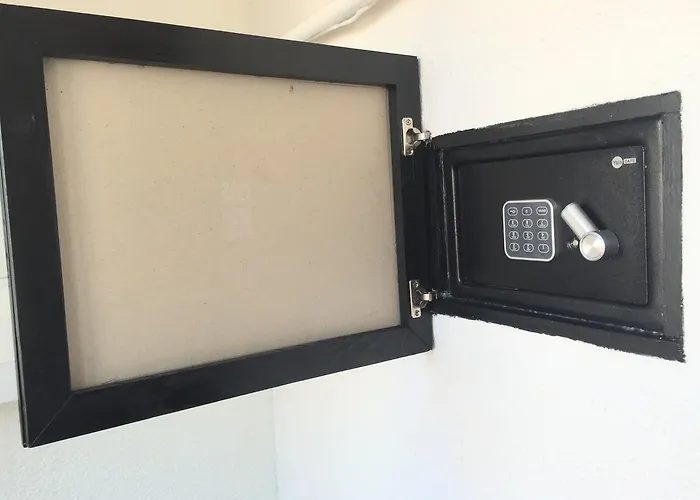 One Bedroom French Embassy