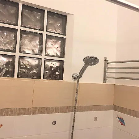 One Bedroom French Embassy 아파트 *