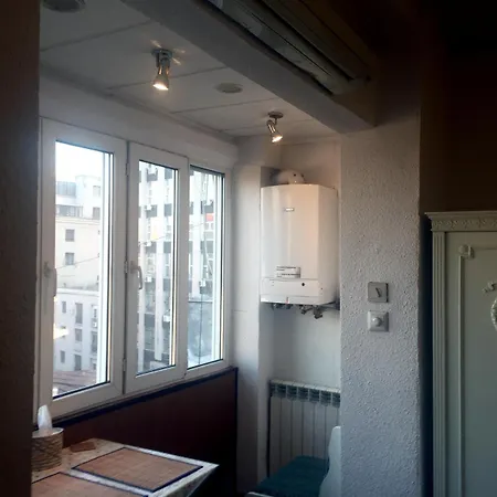 One Bedroom French Embassy Бухарест