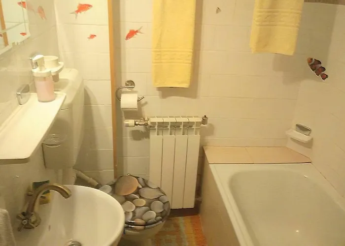 One Bedroom French Embassy