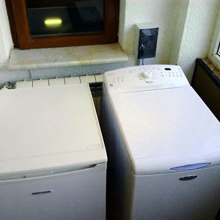 One Bedroom French Embassy Daire Bükreş